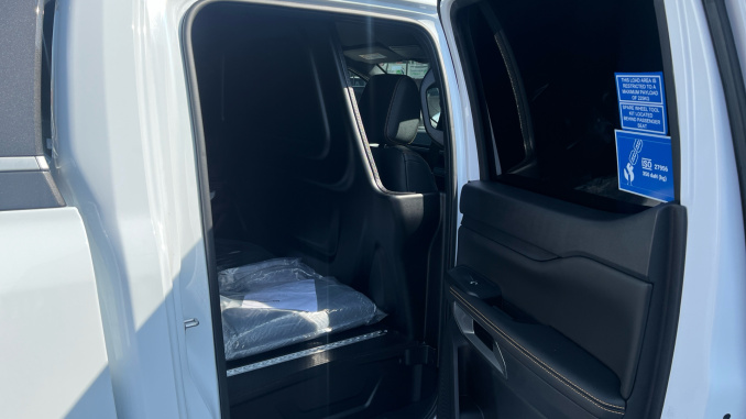 Ford Ranger Petrol 2 Seat Pick Up Wildtrak 2.3 EcoBoost PHEV 281 Auto - Image 18